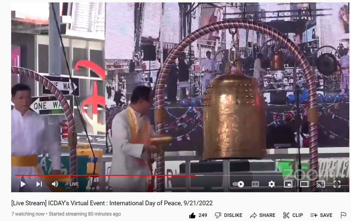 MichifMcKay's tweet photo. @YaggieYachi @Wise_biz_guy @PreetiPhutela @PKanthake @YunJeonghyun @dr_madaan @mrPeterJam WOW! 👀😍#NewYork & #PeaceDay2022 Watch Dr.Hong & #FOWPAL as Dr.Hong rings the #BellOfPeace to celebrate #InternationalDayOfPeace!🔔☮️🕊️🕊️🕊️🕊️
3 rings!
1: wish for Good Deeds!
2: wish For all living creatures to live in safety & #Peace.
3: wish for global peace & sustainability! https://t.co/X1Z2OdYBKI