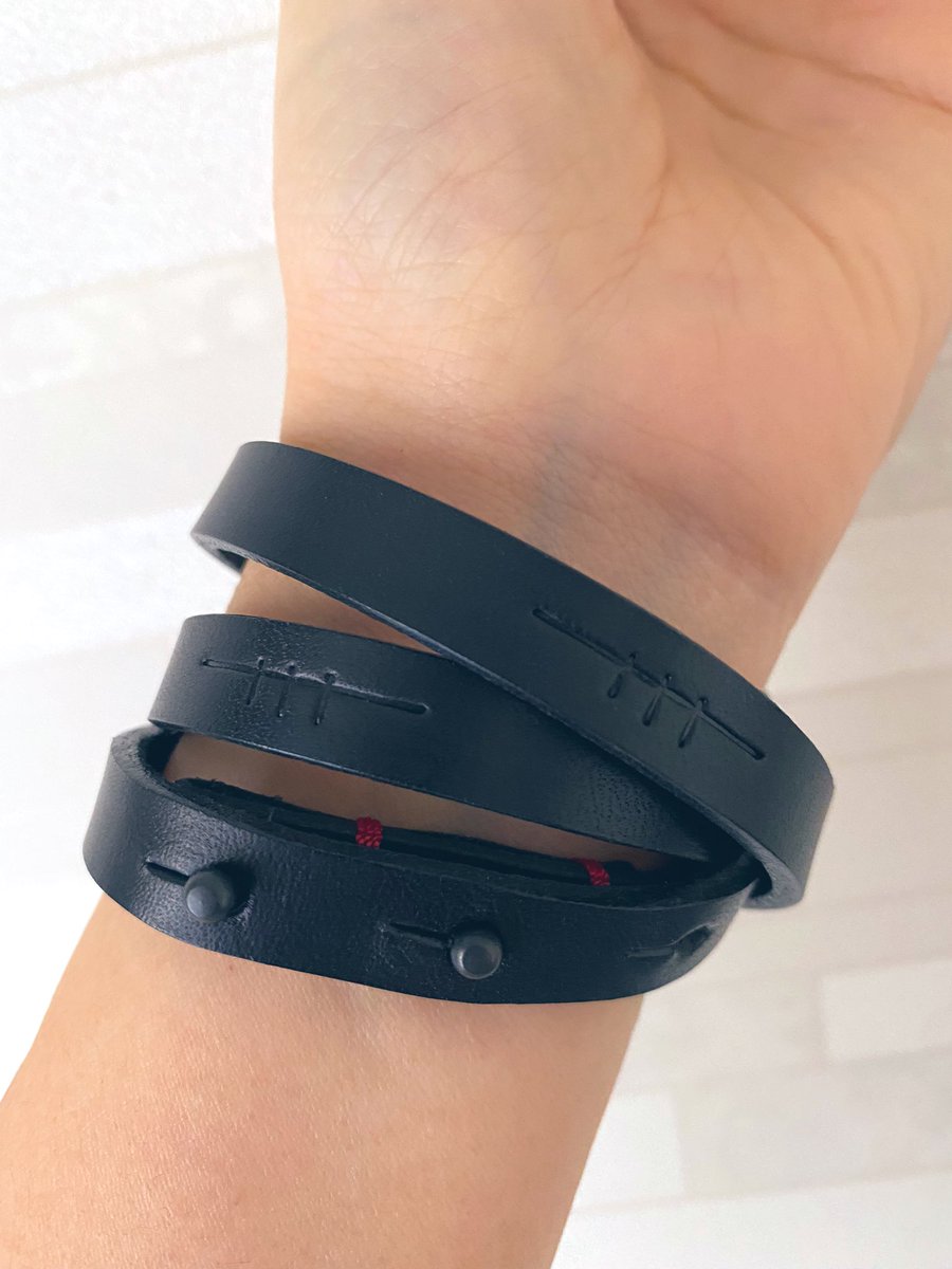 届いた！！
ブレスがめっちゃ可愛い🐯🐯🐯
#TTT
#TTT_official_