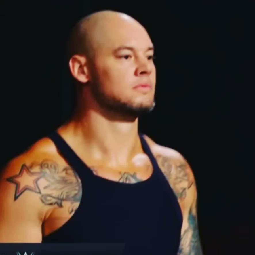 charmineeag1983's tweet photo. Beautiful captures of badass king #kingcorbin @BaronCorbinWWE https://t.co/K9PWuQpt8U