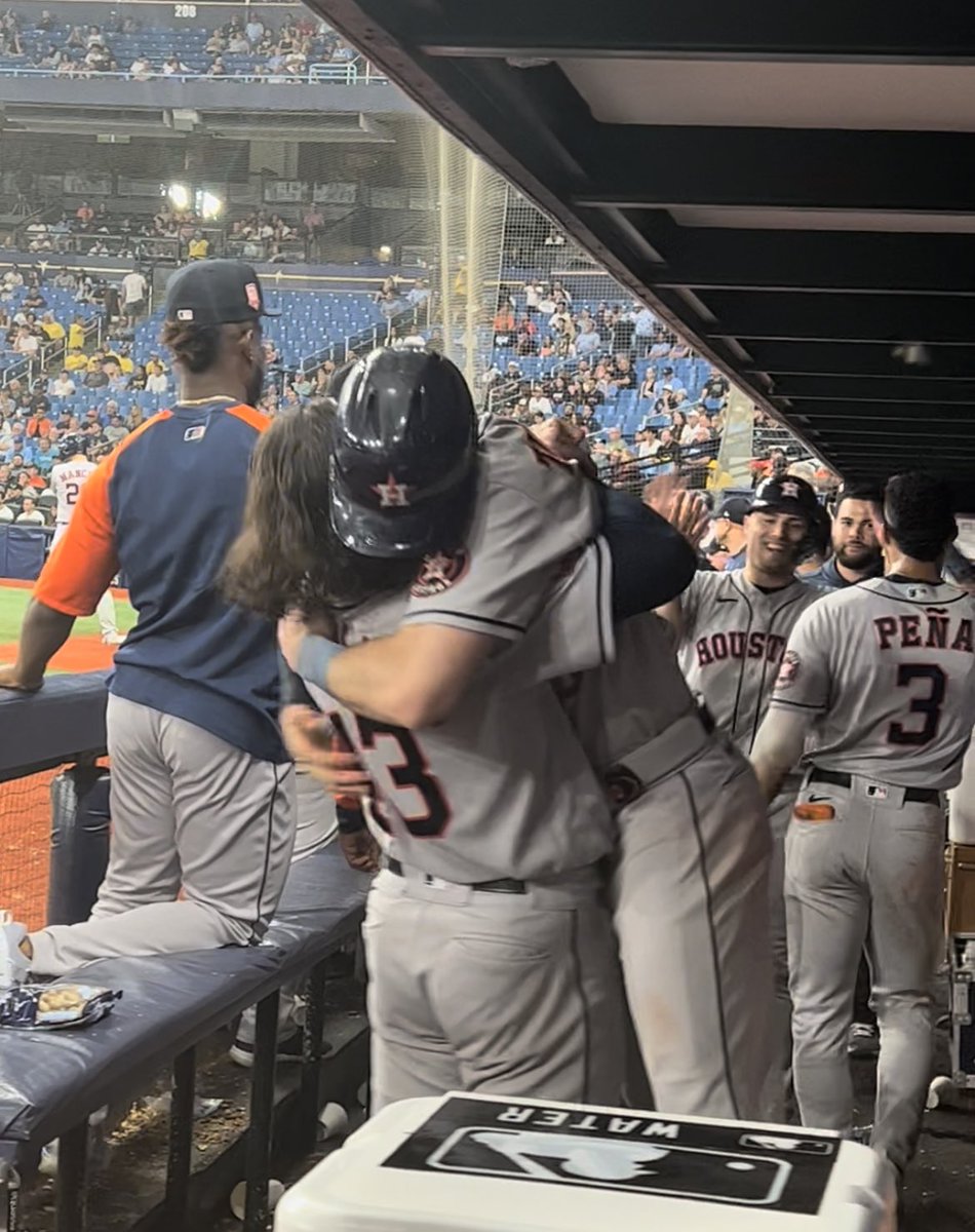 JuliaMorales's tweet photo. Look at these Tampa boys! McCullers waiting at the end for Tucker. https://t.co/ExJR14t95S
