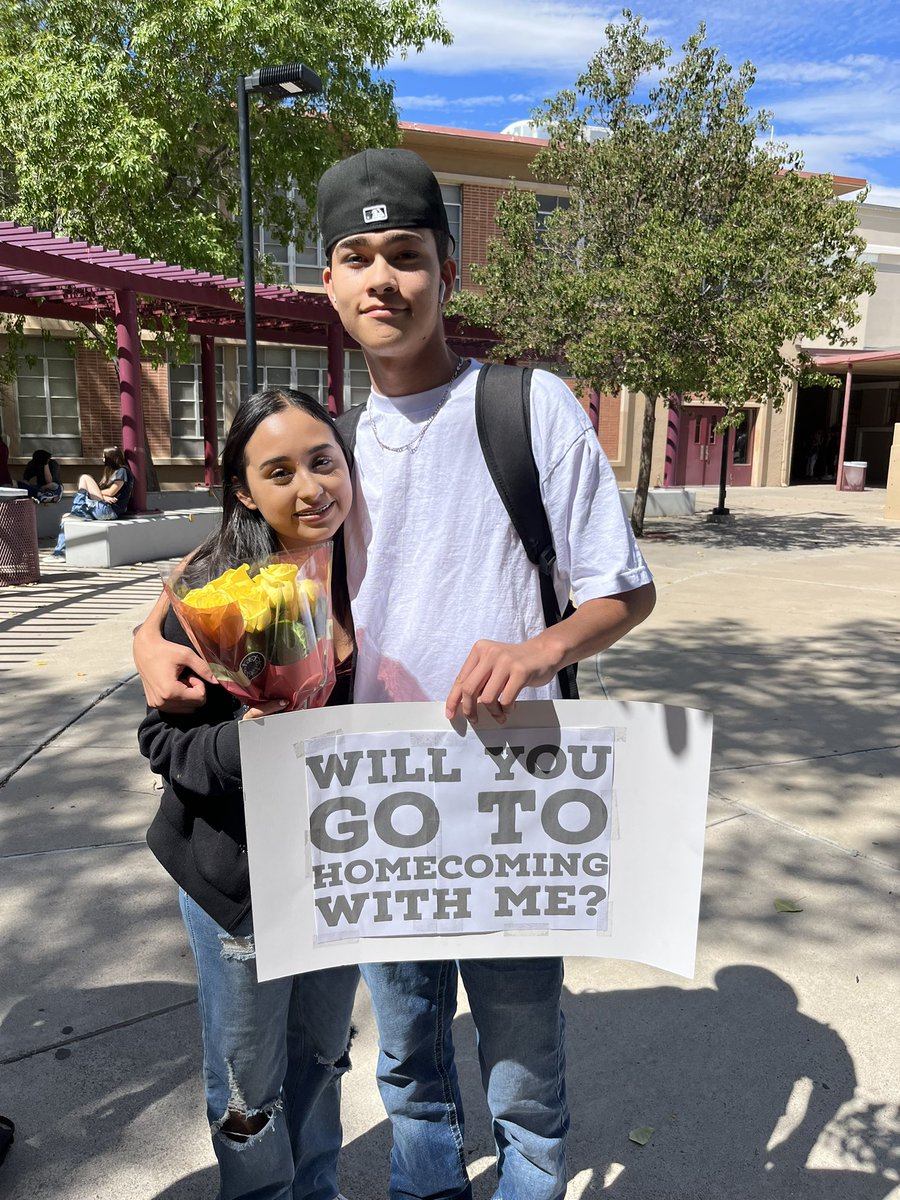 MSGONZALESAPS's tweet photo. Aww how sweet! @VikingsVhs @EtFatVHS https://t.co/fLLbnwAwWU
