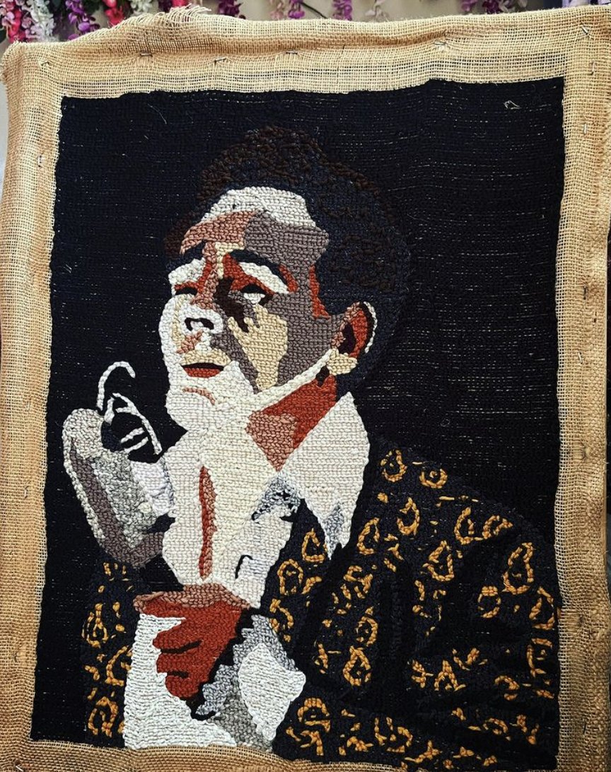 BethyBSQU's tweet photo. if you're looking for the most thoughtful-ass gift, now would be a really good time to commission a rug from me tbh https://t.co/n8deFMSIcK