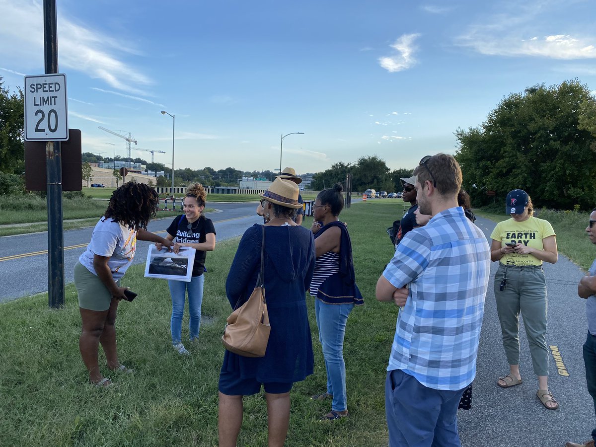 Tonight’s <a href="/DCBridgePark/">DCBridgePark</a> walking tour of the evening was packed. A beautiful night to walk along the river! We even had <a href="/anacostiaws/">Anacostia Watershed Society</a>, <a href="/TheEventsDC/">Events DC</a> &amp; <a href="/DDOTDC/">DDOT DC</a> join us!