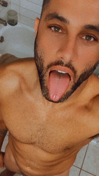 48h left to get 50% off your subscription! 🤑 And I know you want to get ALL my private videos 🔞😈https://t<a href="/tag/twitterafterdark"class="tags"><span>#twitterafterdark</span></a>