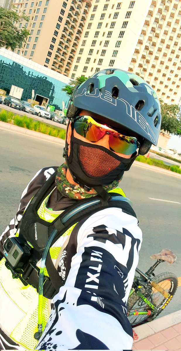 brix_gilford's tweet photo. #cyclingtime #dubai https://t.co/buJB9lztGx