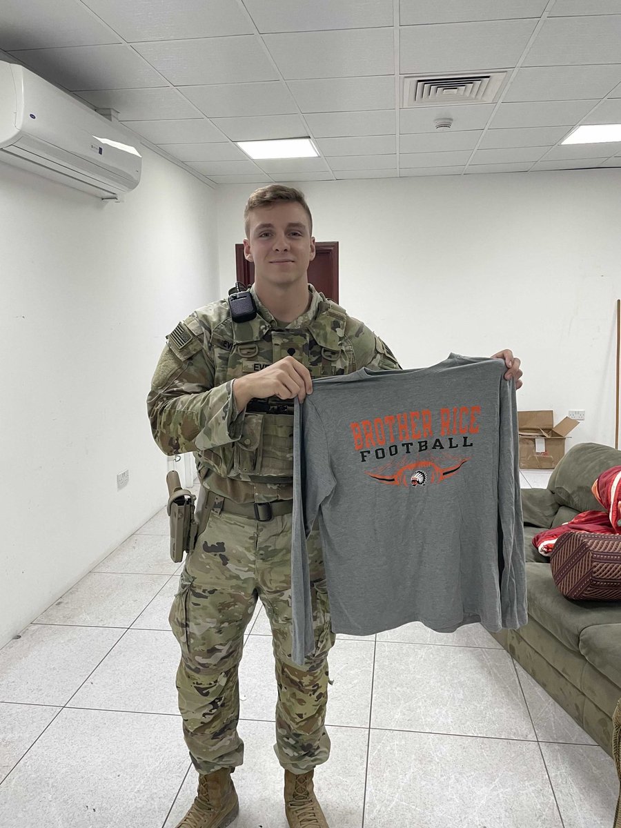 RiceADCoachCal's tweet photo. Our Warrior brother Specialist Mason Everly class of 2020 is ready for CC week and cheering all the way from Qatar!! Thanks for your service Mason. You will be with us Friday!! We are…..  @BroRiceWarriors @RiceWarriorsFB https://t.co/NPjdQVL1je