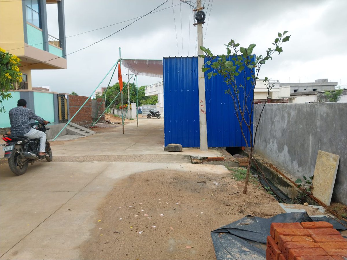 veldandi's tweet photo. Dear KTR sir, Sathish sir, team, kindly help Husnabad TRS municipality chairman &amp; commissioner in removing an illegal structure constructed in the middle of a road (in front of our land). Local opposition standing against justice @KTRoffice @KTRTRS @SatishVodithala @krishanKTRS https://t.co/JaunRT5WM8