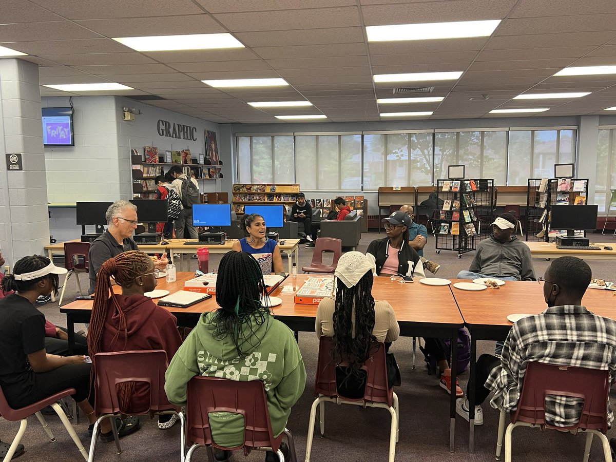 tdsb_DSS's tweet photo. First meeting for our Black Brilliance executive committee. Amazing ideas and energy from these incredible Ss! Great things are in the works @tdsb_DSS! @ChezDominique @DomenicGiorgi https://t.co/zLmfaewuQG