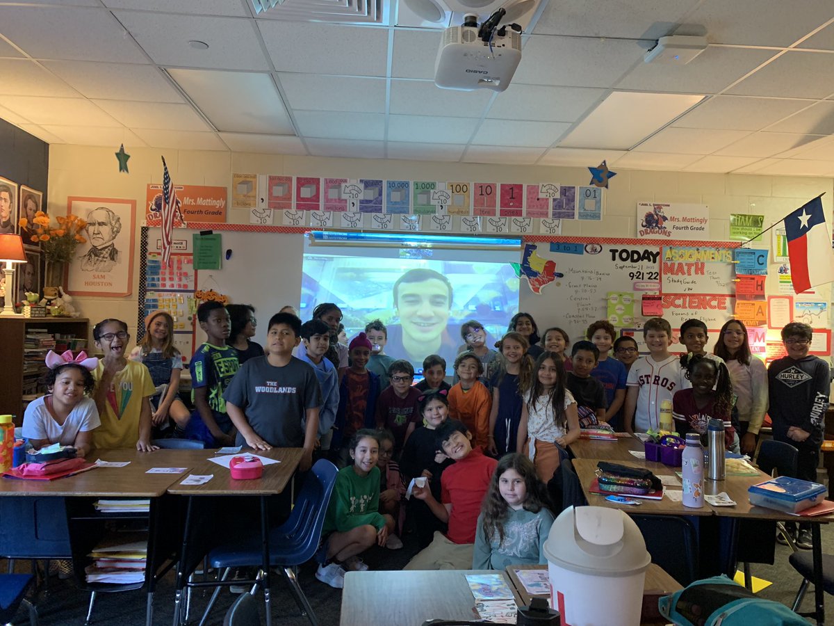 mrs_winters2's tweet photo. Read for a Better Life Day was special!! Mrs Mattingly’s son,  Peyton, read to us via Zoom from Nashville, Tennessee!! As an extra special bonus I taught him in 2nd grade!!!! Thank you Peyton!!! ❤️. @DeretchinCISD #readingisimportant https://t.co/KzNDrU4XY3