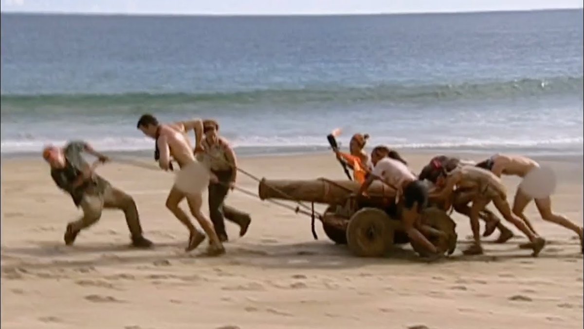 SurvivorKevin's tweet photo. Live footage of James in this #Survivor challenge https://t.co/tzDprX9CzV