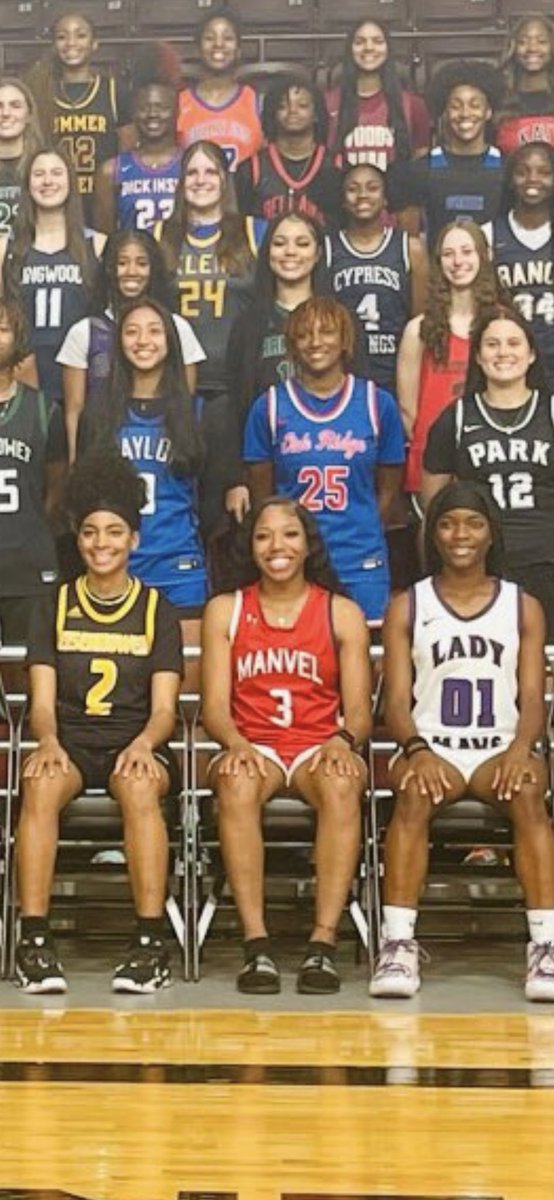 ManvelGBB's tweet photo. Shoutout to senior Aiyana Sam for representing the Lady Mavs!! @GHAGBA https://t.co/78LIlUeKcK