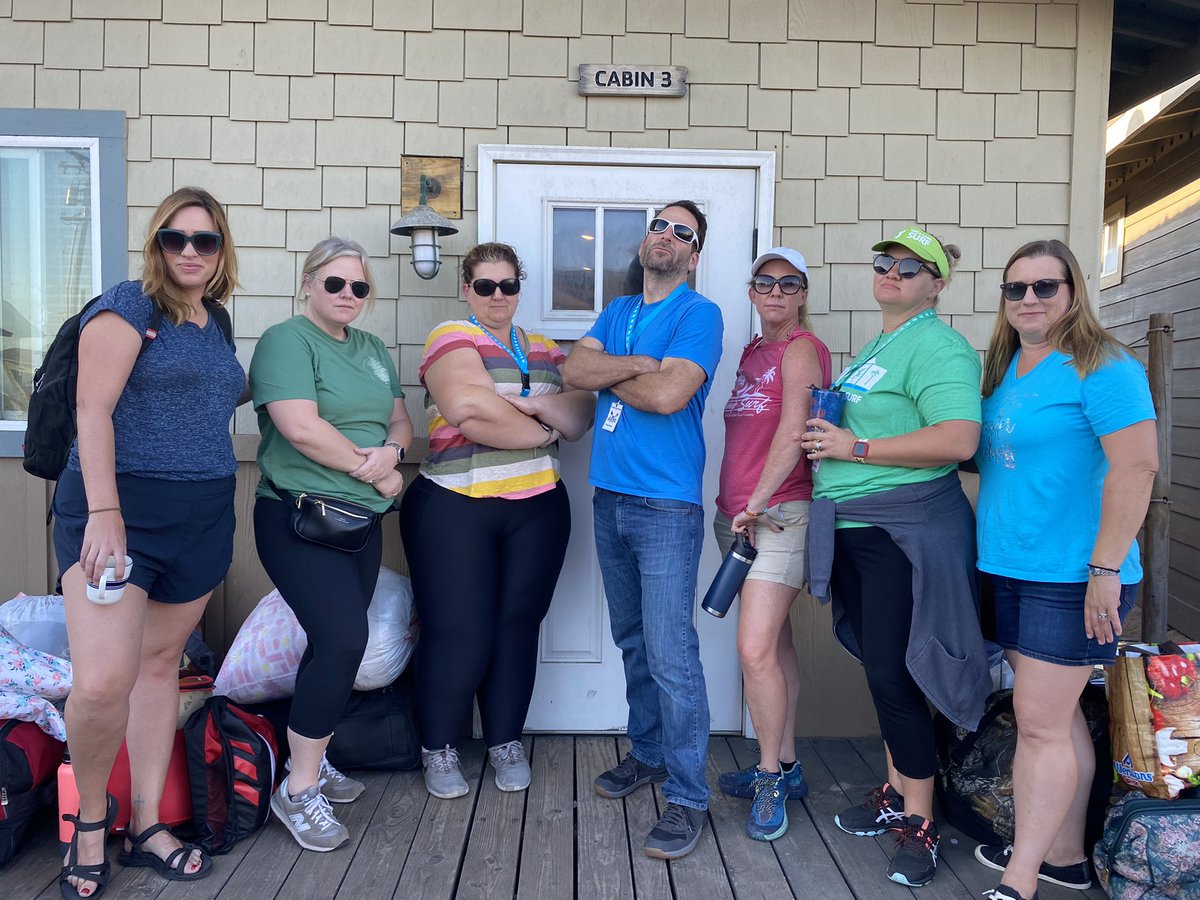 Mrs. Salazar tweet media