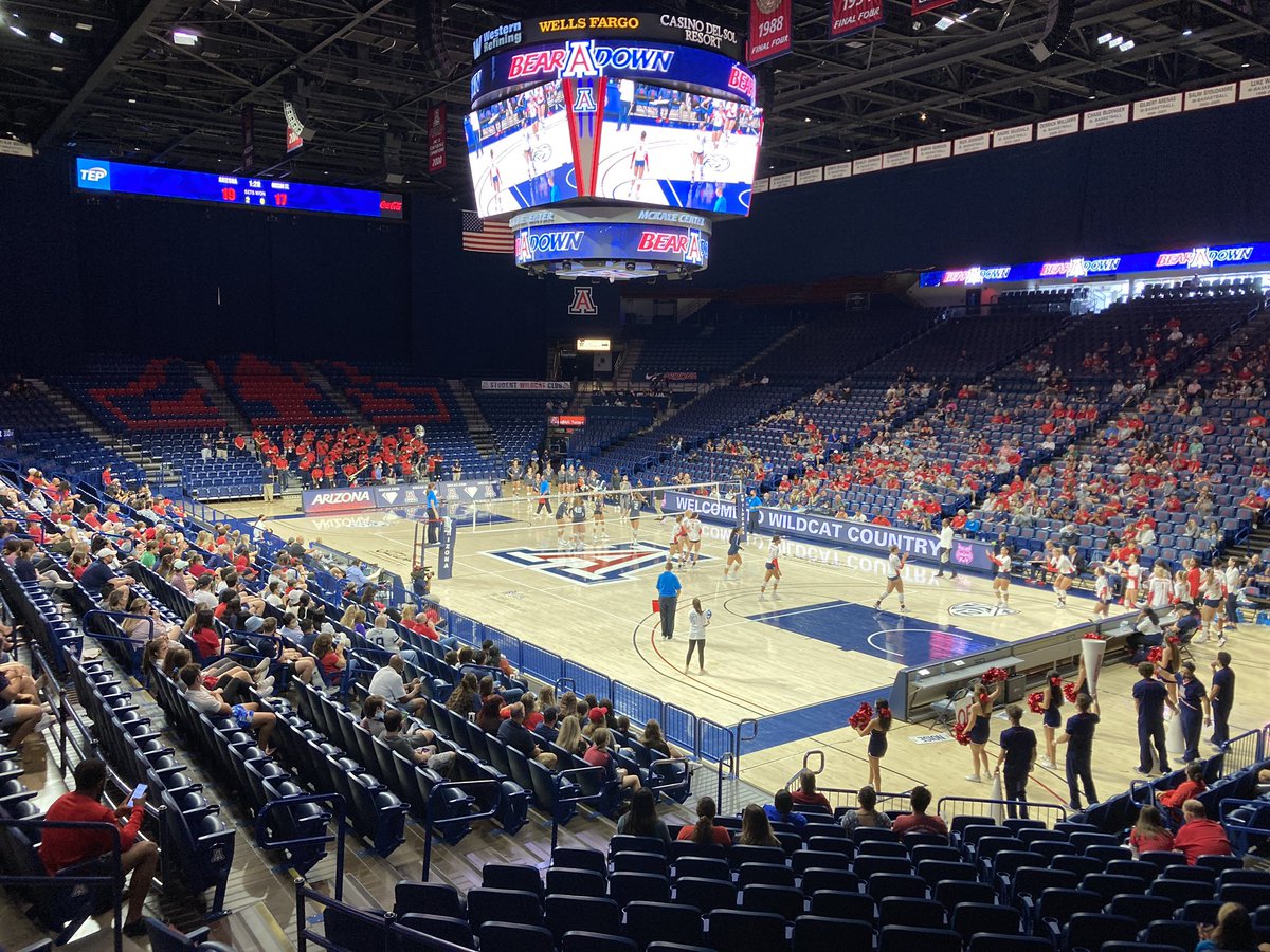 DavidKelly1290's tweet photo. UPDATE: Hearing ticket system DOWN at #McKale. Expect delays getting in to tonightβs #ArizonaWildcats vs. #ASUSunDevils Volleyball match.
1st #TerritorialCupSeries match of new year.
#BearDownArizona https://t.co/A8Fe1kTBmn