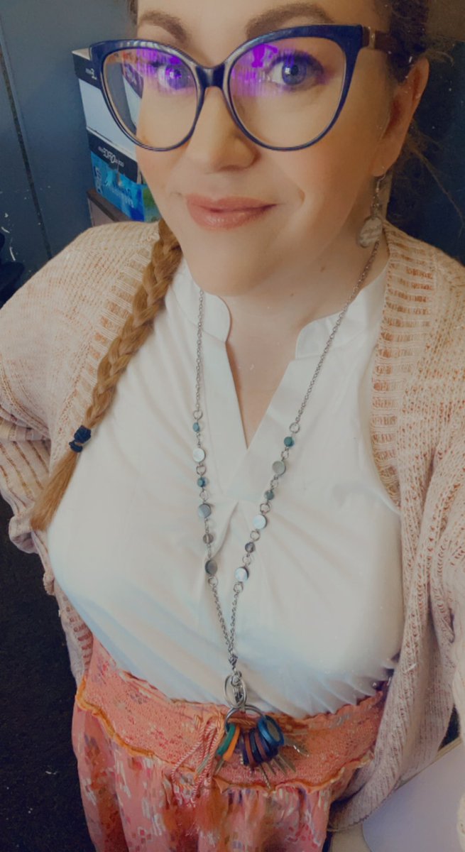 JustL2000's tweet photo. @Unitvectori @darkxfer Yesss! Hereβs my OOTD π #ProfessorStyle https://t.co/nunoBk3K9x