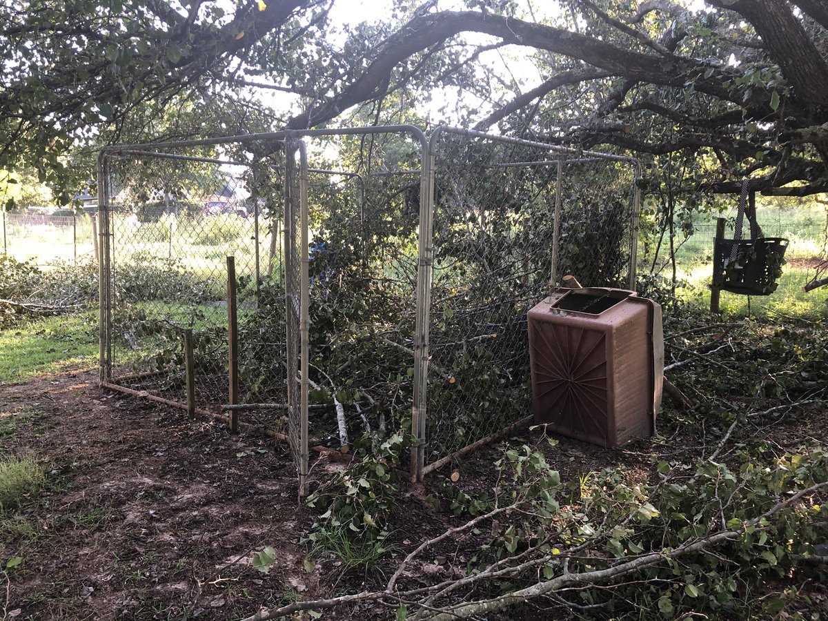 MikeGillespie23's tweet photo. Huge thanks @DukeEnergy &amp; @Asplundh_Tree for surprise visit. No advanced warning, no opportunity to properly trim trees up drive &amp; always great to have dog kennel, chicken coop and basketball goal damaged. Several calls later and still nothing. Great customer service! https://t.co/9Rts0YRjCL