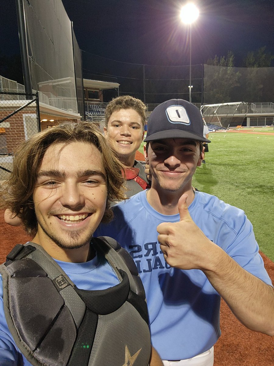 If you are around #occbaseball players <a href="/Chris_Paultre/">Christopher Paultre</a> <a href="/michael97498470/">michael brown</a> or <a href="/RollandBalcerz1/">Rolland Balcerzak</a> don't leave your phone unoccupied. #lazers <a href="/OnondagaCC/">OCC</a> <a href="/OnondagaLazers/">Onondaga Community College Athletics</a>