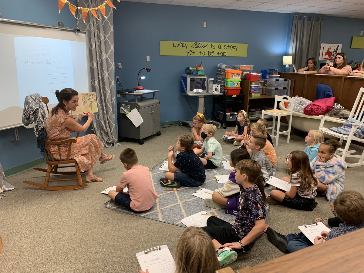 mdmyers57's tweet photo. I always love PD days with @sarahwaller81 @ActonElementary was blessed with the best today! #readaloud #constructedresponse https://t.co/CEfj3axQQi