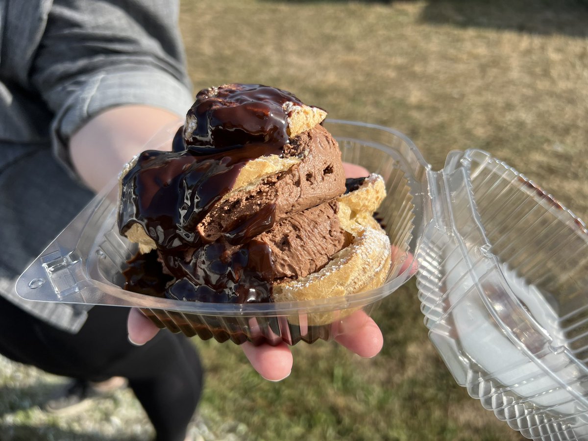 JasonKolnos's tweet image. Still recovering from the Big E food coma. Have always wanted to go for the unique eats and they were delicious. Highlights include: choco ganache cream puff, garlic parm roasted corn, Chompers and the famous Maine baked potato. 😋