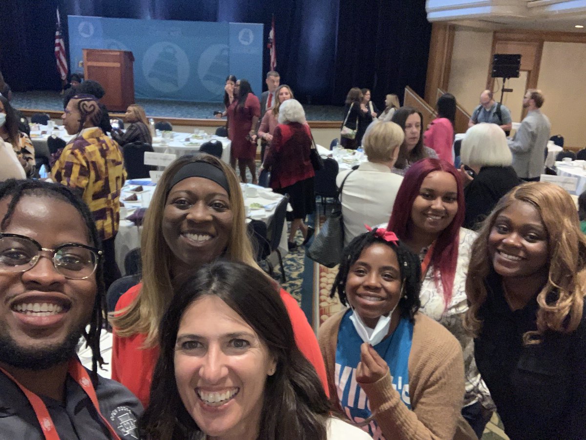 drmoulthrop's tweet photo. Left @TheCityClub and @EricGordon_CEO’s State of the Schools feeling so grateful for his steady and selfless leadership for 12 years. @CLEMetroSchools https://t.co/avaEGf9zNP