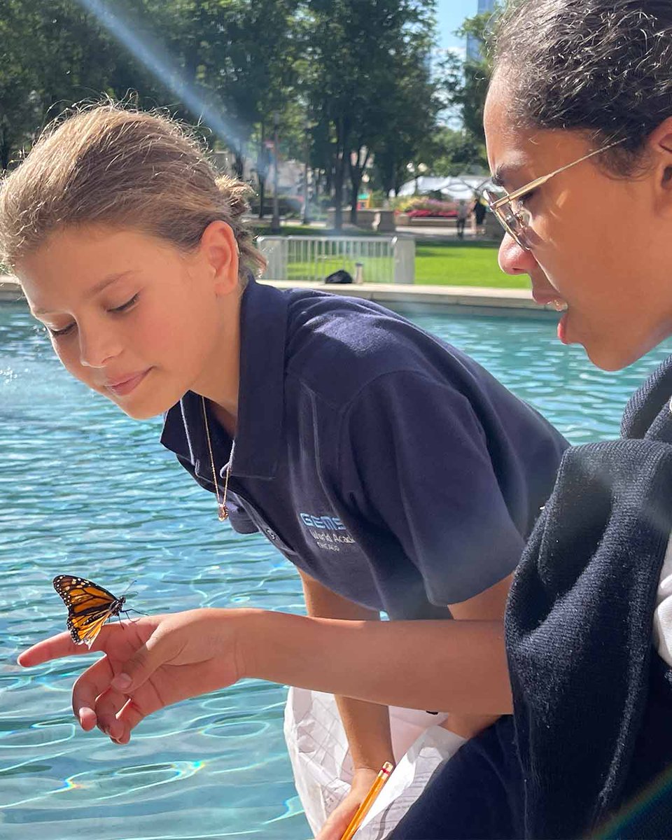 GWAcademyChi's tweet photo. 6th Grade went on scavenger hunt today; Chicago is our classroom! #GWA #GWAChicago #ChicagoPrivateSchools #ChicagoParentMagazine #IBMYP https://t.co/XvTgiqyMUm