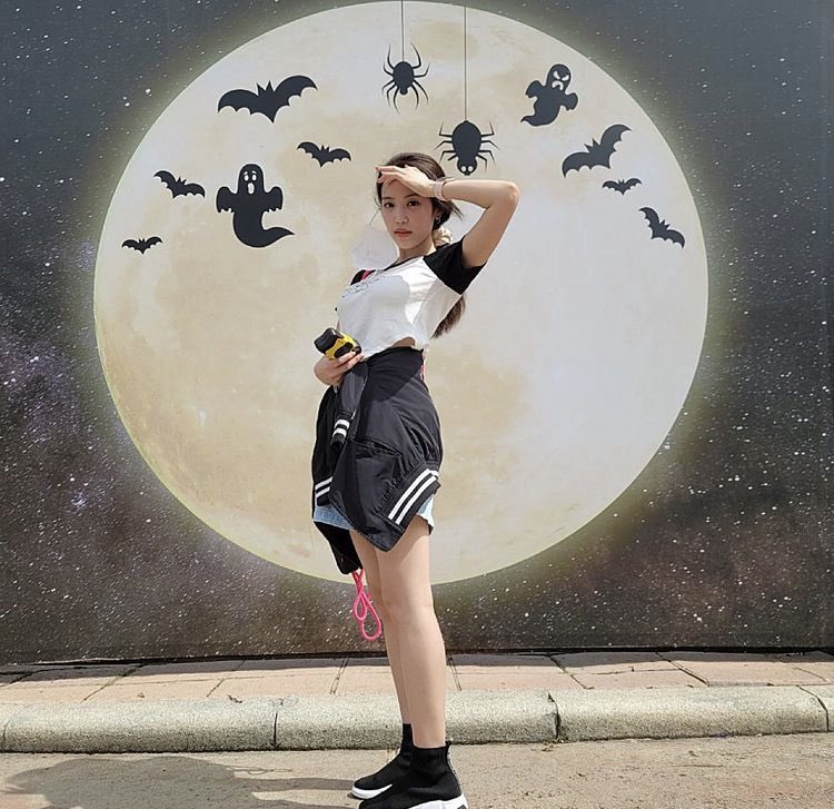 cherrydaiIy's tweet photo. 👻🎃 https://t.co/vHuR5IkQbS