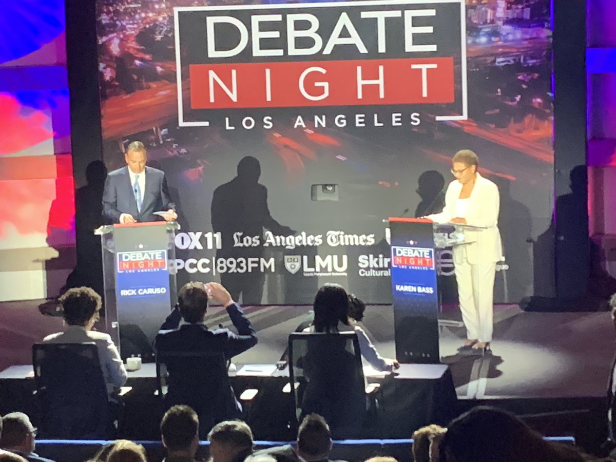 WILGOREN's tweet image. Caruso and Bass in position with time to spare @FOXLA #Fox11Debate