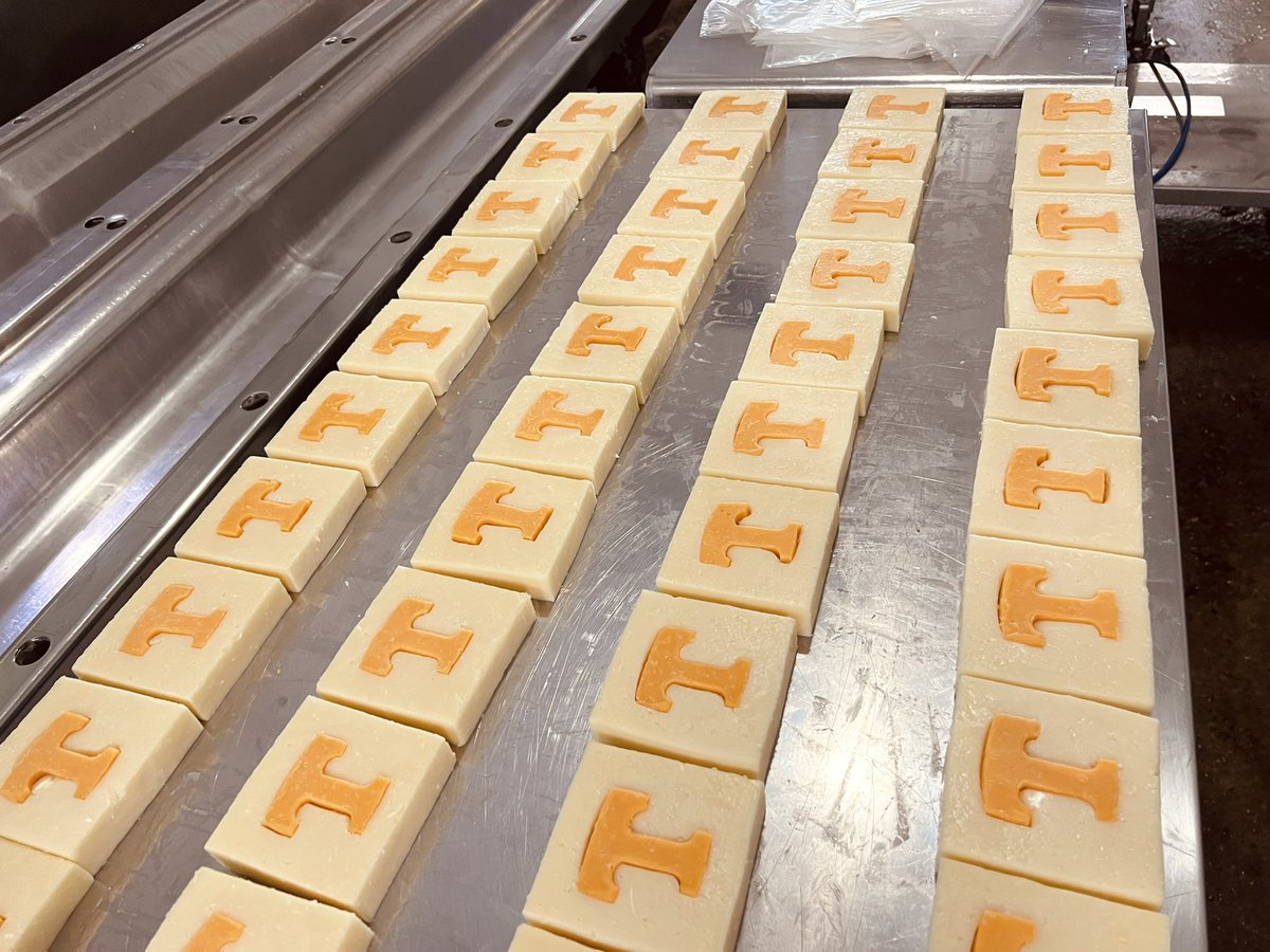 SweetwaterValleyFarm tweet media