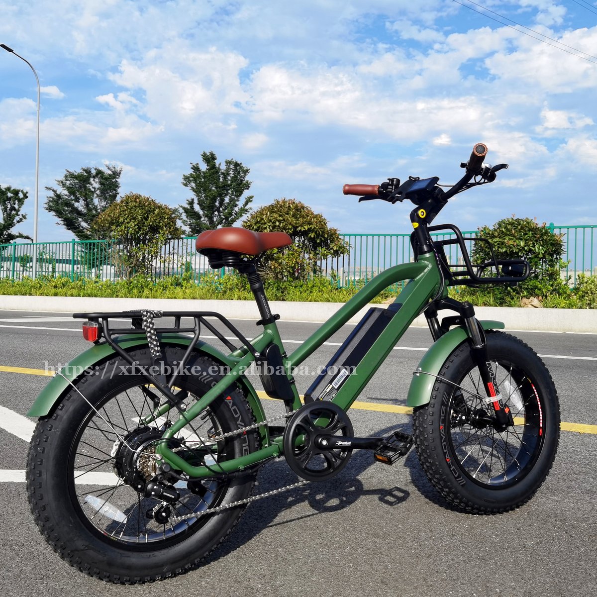 Rebecca_chen_2's tweet photo. Passion Ebike
- 20 Inch Kids Electric Bike -
1️⃣ 12.5Ah lithium battery
2️⃣ Bafang 500w rear hub motor
3️⃣ RST/MOZO front suspension fork

#kidselectricbike #childrenbikes
#ebike #ebikes #ebikestyle #ebikelife
#electricbike #electricbicycle 
#mtbebikes #fatebike #electricfatbike https://t.co/KHBDK0POli
