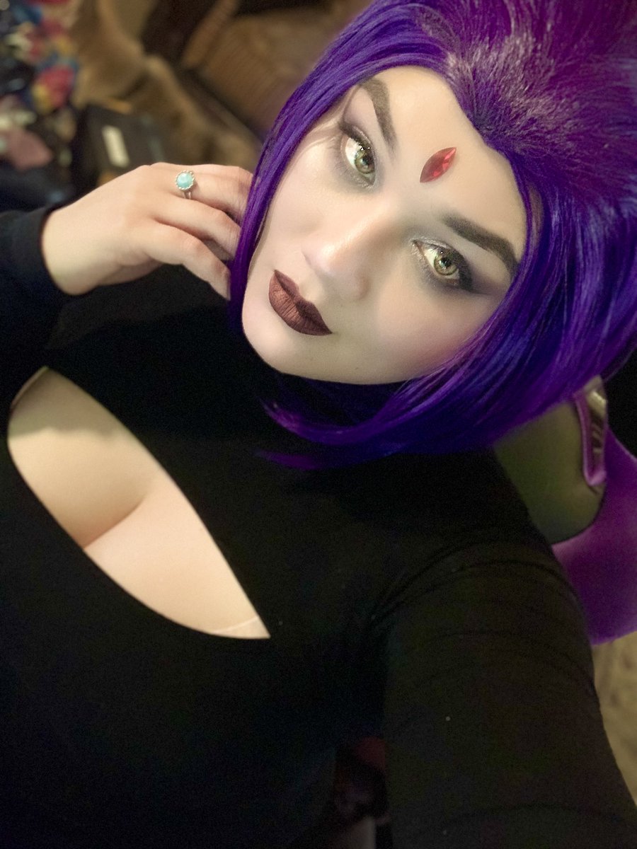 daku_bara's tweet photo. Raven Cosplay Redemption for @JerikandraLatex #raven #ravencosplay #teentitans #titans #cosplaystreamer #gamergirl #twitchstreamer #varietygamer #ravencosplayer #dakucosplays #dakuscloset #altgirl #gothgirl #thicccosplayer https://t.co/jhrp4Ca92B