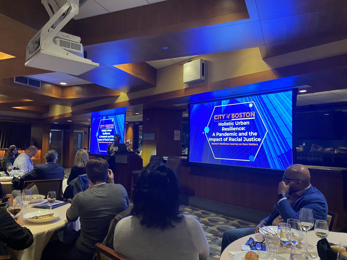 digitrm's tweet photo. Proud partner and sponsor of tonight’s dinner at @ChasChamber Metro Leadership Visit to Boston!
#DigitSellsCharleston
#digitdifference
#mlvboston https://t.co/ALSQKeZNwv