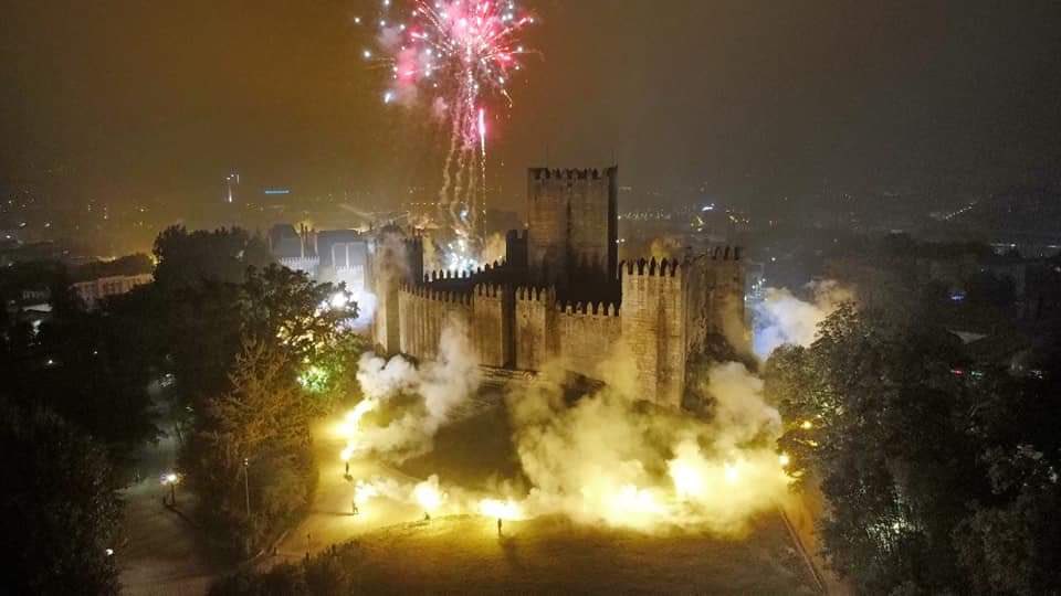 Parabéns Vitória pelos teus 100 anos de história 🤍
O Vitória é um sentimento.