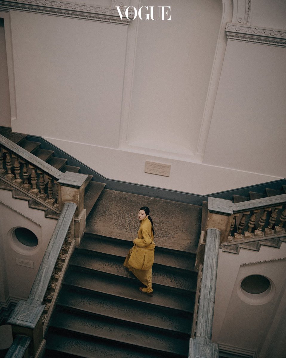 starfess's tweet photo. -guys KANG SEULGI For Vogue Korea October 2022 Issue🤎🤎

 https://t.co/1W4CyVJpo2