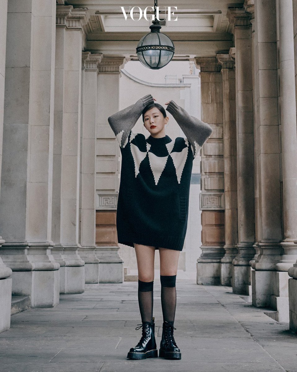 starfess's tweet photo. -guys KANG SEULGI For Vogue Korea October 2022 Issue🤎🤎

 https://t.co/1W4CyVJpo2