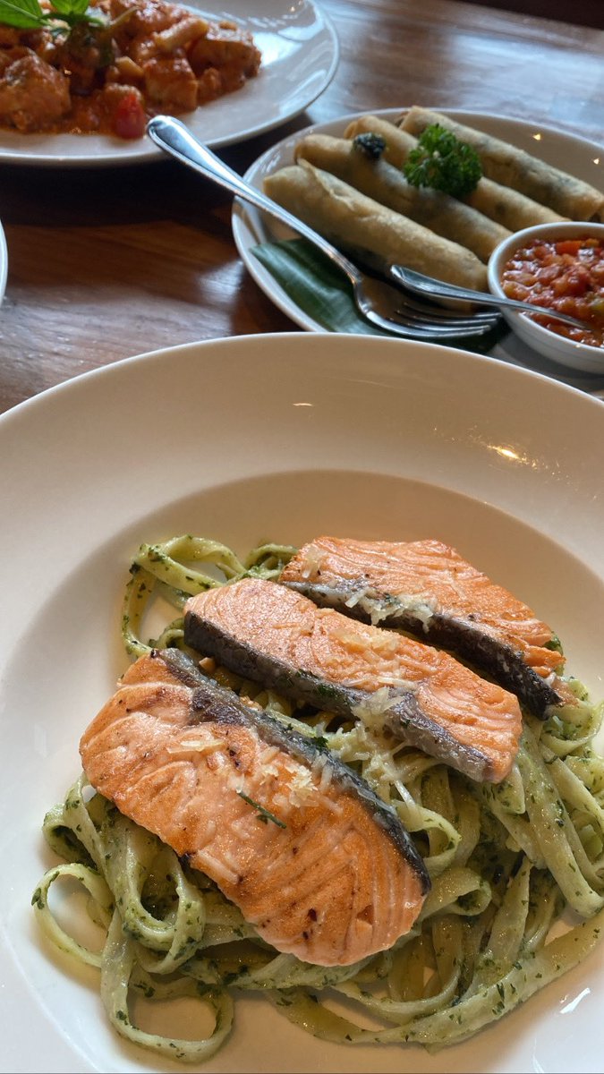 summerfr0mchm's tweet photo. 💐🍝 https://t.co/0zdHs57mlt