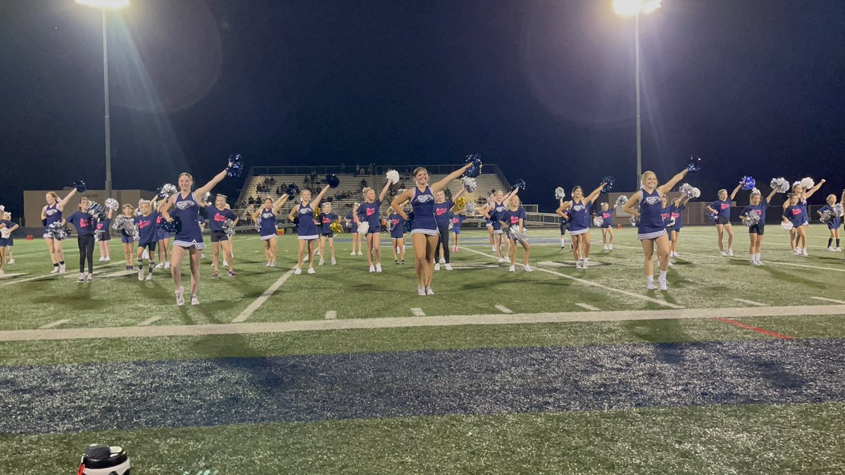 CSHSAthletics1's tweet image. Our @CS_Cheerleading did an amazing job with our little falcons for their Future Falcon Night! The future is bright! #FalconAwesome @CSHS_Falcons @cort_monroe @nancydiab11 @CSFalconsNest @MitchGregg7776