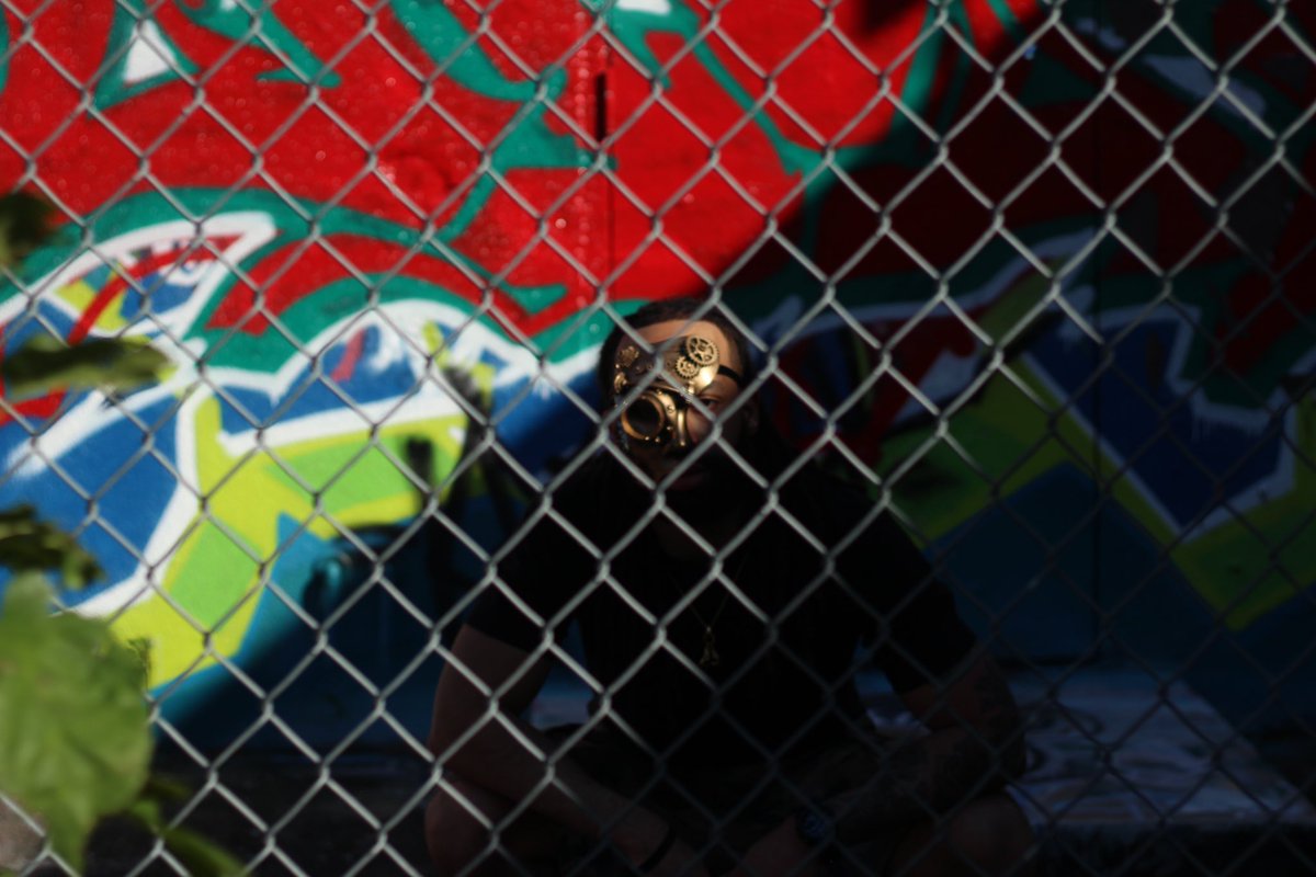 HalfManINT's tweet image. “If you want to find the secrets of the universe, think in terms of energy, frequency, and vibrations.” - Nikola Tesla

📸: @shotbyarthur13