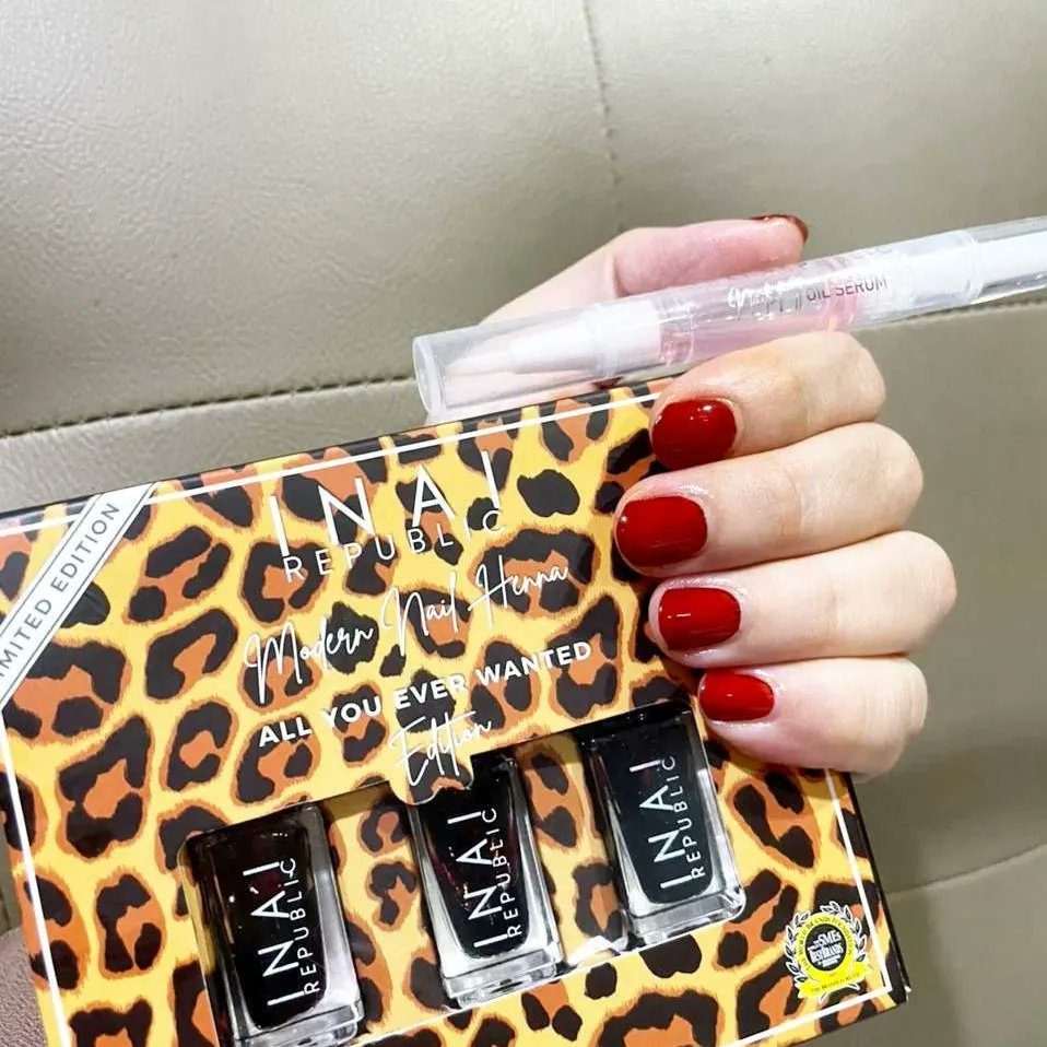 InaiShop's tweet photo. GRAB SATU BOX TAPI DAPAT 3 SEKALI?

Uolss tengah cari inai kuku yang berkualiti tapi affordable ke tu? Okayy, uolss kene dapatkan ALL YOU EVER WANTED EDITION dari Inai Republic ni ❤️ Dalam satu box ni bukan ada satu warna uolss, tapi 3 sekali kita bagi. https://t.co/jayZwq31ah https://t.co/4f2YuE8AeH