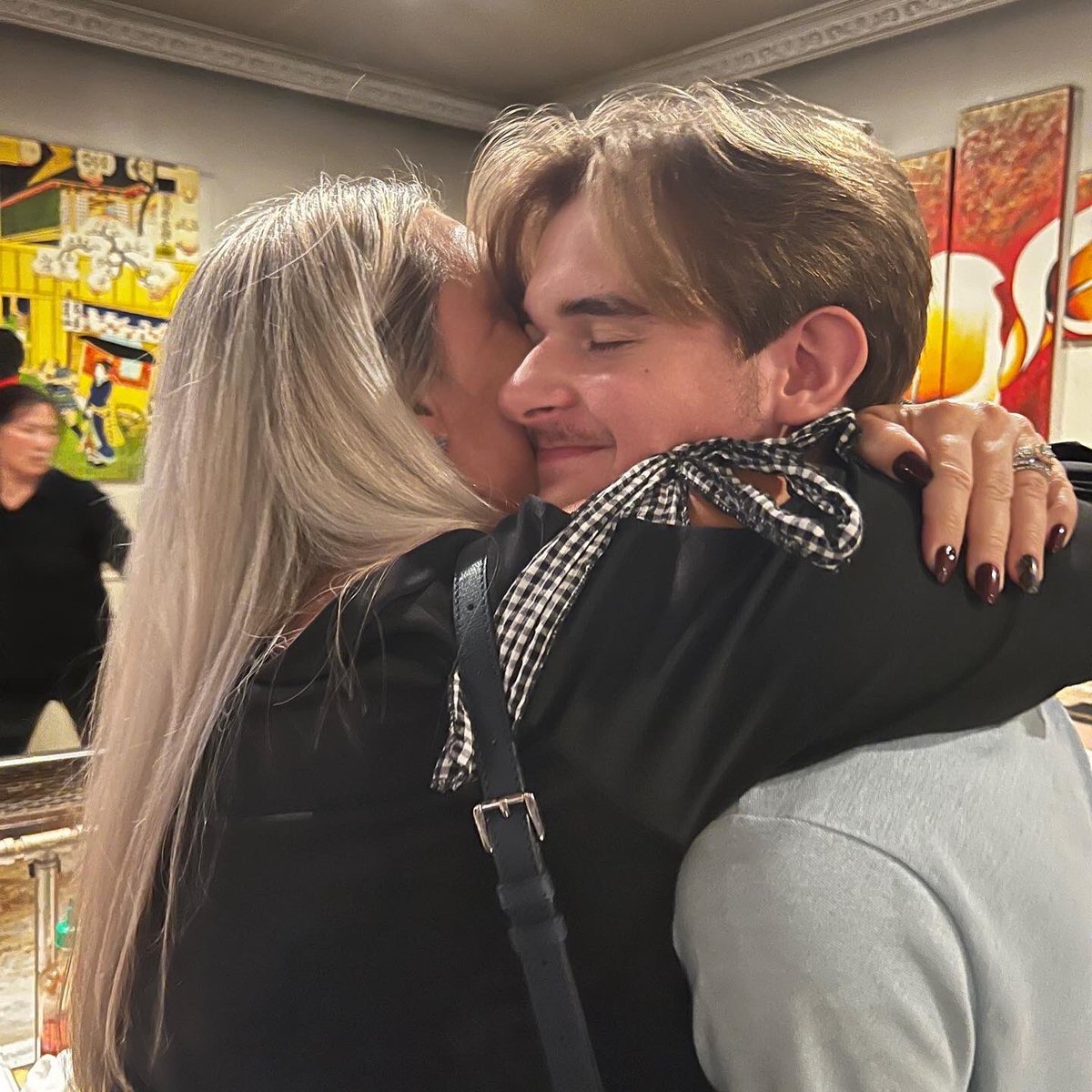 broussardbride's tweet photo. Baby boy child left for Navy Bootcamp yesterday. Today was day 1 of having no contact with him. All I do is cry. #thisisgonnaberough #navy #navymom #navybootcamp https://t.co/XPZ7Y5iTLM
