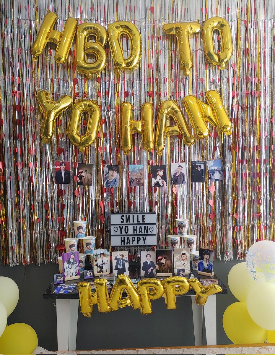 hani_lover922's tweet photo. 출근하기전에 얼른 생카 달려왔어요 ^~^
카페 너무 예뻐요 예쁜 요한이도 한가득💙

#김요한_생일축하해_싸랑한다 https://t.co/7kPv55RXZl
