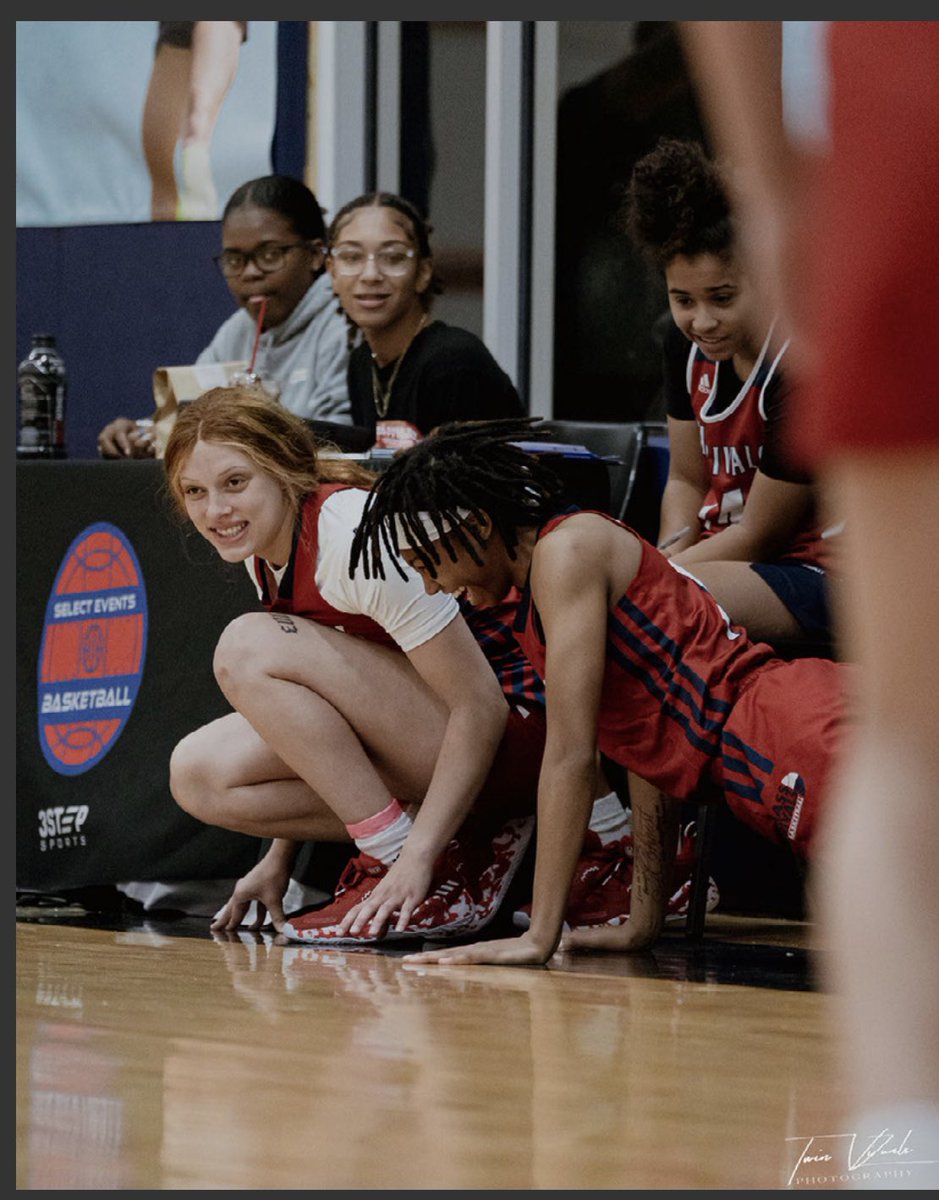Ushearnda Rae (@iamcoachu1) on Twitter photo I am beyond excited and proud of you Jami @jami77161513 ! The College <a href="/CofCWBB/">Charleston Womenโs Hoops</a> has landed a โญ๏ธ You are absolutely everything that a coach wants in a player . Competitive, Consistent Courageous & Winner on and off the court! Keep rising ๐๐พ๐๐พ #RivalsWay I am beyond excited and proud of you Jami @jami77161513 ! The College <a href="/CofCWBB/">Charleston Womenโs Hoops</a> has landed a โญ๏ธ You are absolutely everything that a coach wants in a player . Competitive, Consistent Courageous & Winner on and off the court! Keep rising ๐๐พ๐๐พ #RivalsWay