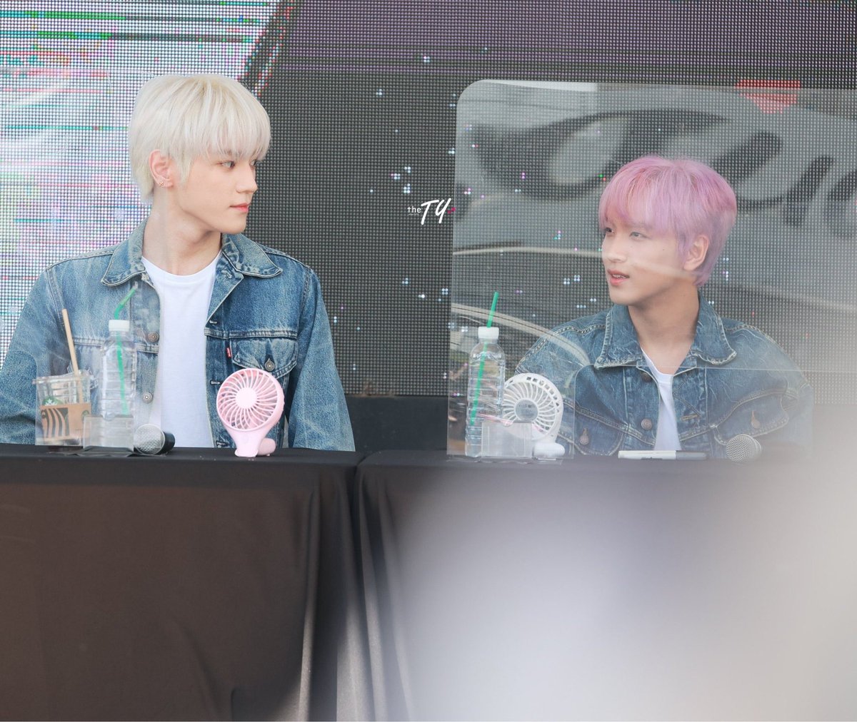 hyuckbaobae's tweet photo. haechan and taeyong 8 years ago vs now😭 https://t.co/Z8RTieWKHP