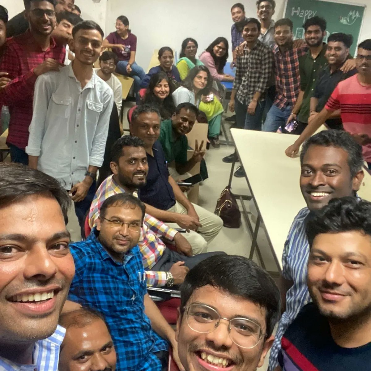 ChemShastra's tweet photo. Glimpses of Teachers Day Celebrations organised by Chemshastra Club, SVNIT in Association with Academic Affairs Council, SVNIT on September 5, 2022 https://t.co/ufKFTZ3ku8