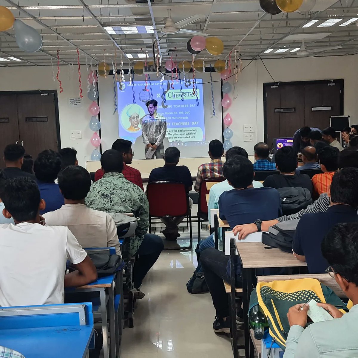ChemShastra's tweet photo. Glimpses of Teachers Day Celebrations organised by Chemshastra Club, SVNIT in Association with Academic Affairs Council, SVNIT on September 5, 2022 https://t.co/ufKFTZ3ku8