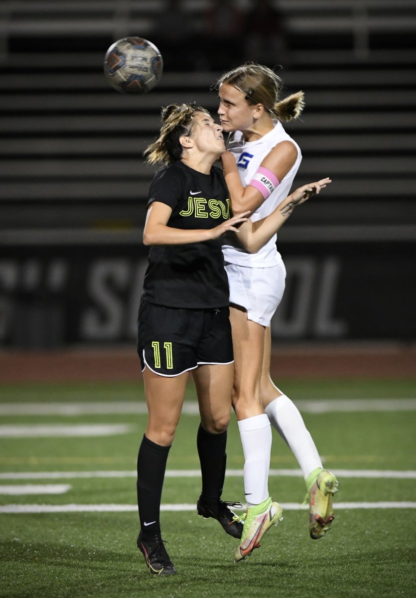 CandidEyePhoto's tweet photo. Tied 0-0 at the half | #JesuitCrusaders vs #GrantGenerals @JesuitHighPDX @TheSaderNation @SBLiveOR @OSAASports #OSAA #GoSaders #SaderNation #opreps
(📷©️https://t.co/4EfRFF3LFU) https://t.co/0MNRI5YazF