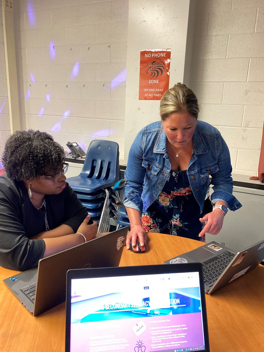 FCPS Secondary Literacy tweet media