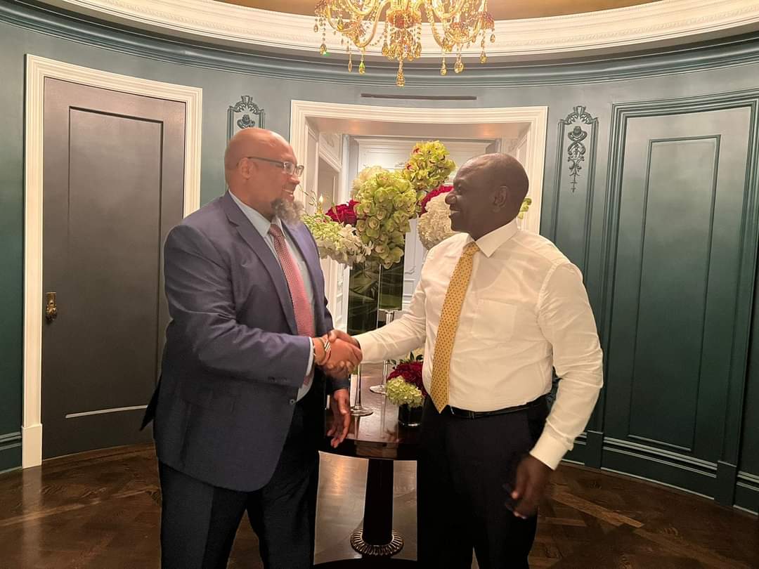 cosmochoy's tweet photo. One on one with the 5th President Ruto. https://t.co/D1FsLAgA3V
