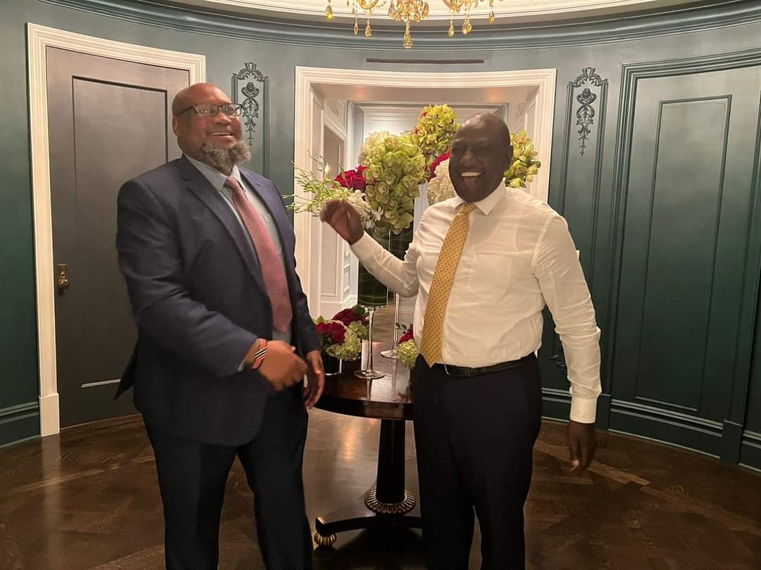cosmochoy's tweet photo. One on one with the 5th President Ruto. https://t.co/D1FsLAgA3V