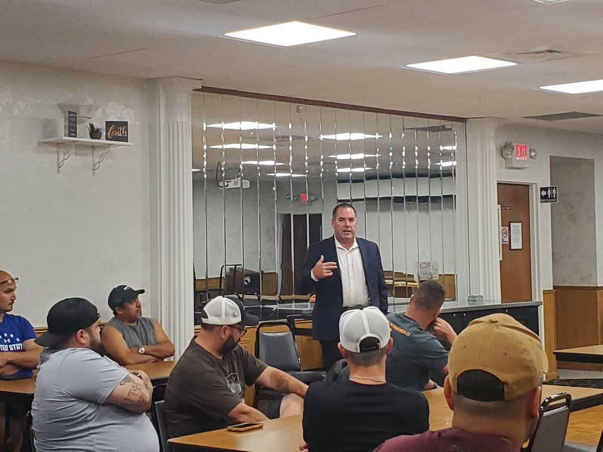 BA184Perch's tweet photo. Thank you to IUPAT General President Jim Williams for speaking at Painters Local 184. https://t.co/hMEnu9cHCG