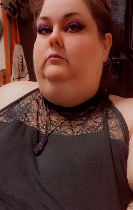 I'm back bitxhes. I know you missed me. https://t.co/aGdPzDvkPV