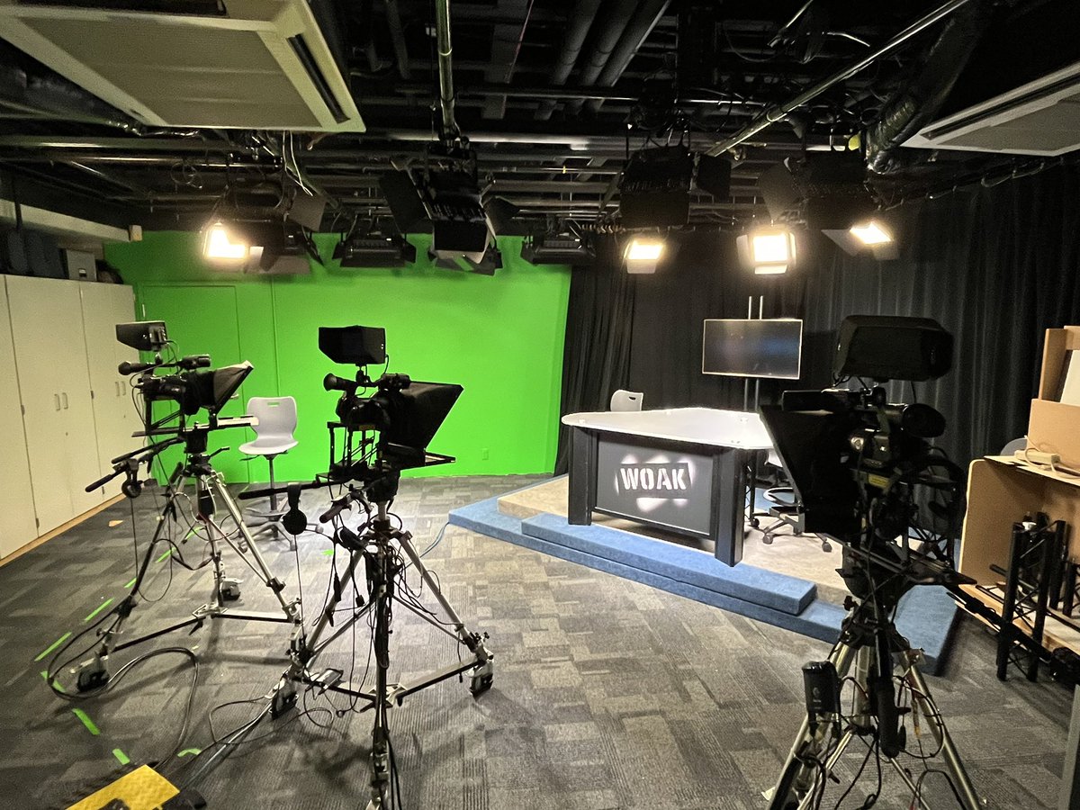 LiveRavenReport's tweet image. The #LIVERavenReport is coming soon! Studio set up today. Master Control tomorrow. Get ready Ravens! @WOAKTV @royaloakschools #rohs